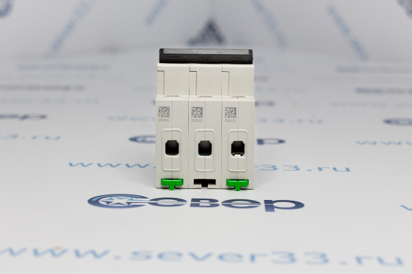 Автомат 3Р 32А 4,5кА С Schneider_3e