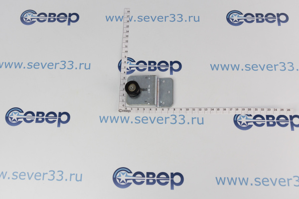 Ролик для Капри 1,5 СК купе в сборе _2