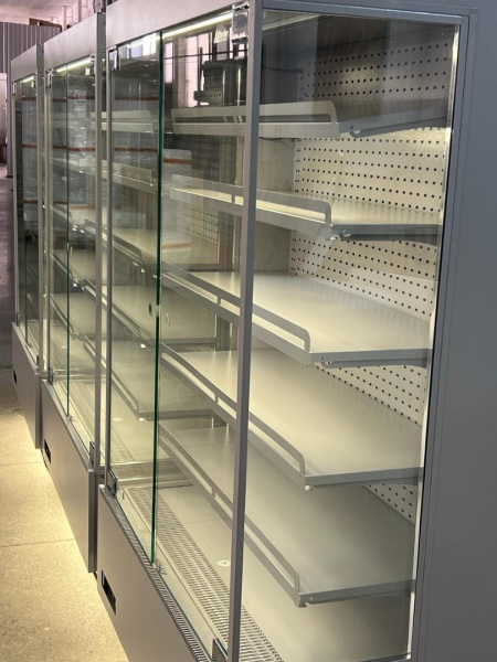 Холодильная горка Аква закрытая_02