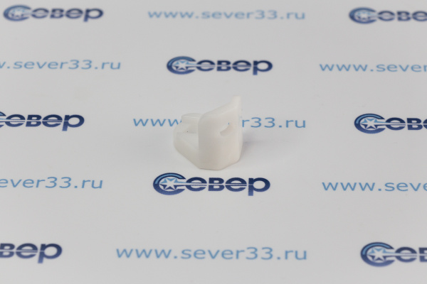 Петля (кронштейн) нижняя правая дверцы испарителя для холодильника Атлант, Минс_5