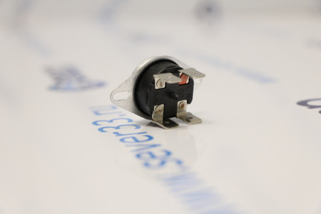 Датчик температуры KSD302 95°С 220V, 16A | Продажа, монтаж и обслуживание холодильного оборудования | Север33