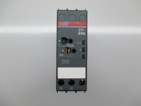 Реле времени ABB CT-ERS.22 0.05 cek-300час, 2 контакта